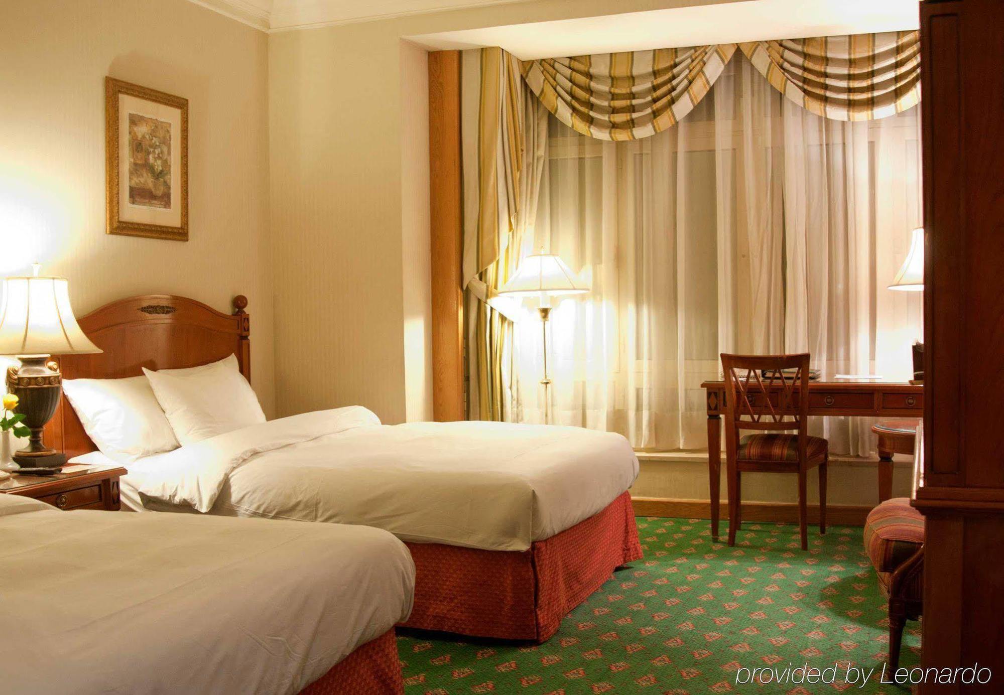 Madinah Marriott Hotel Медина Номер фото